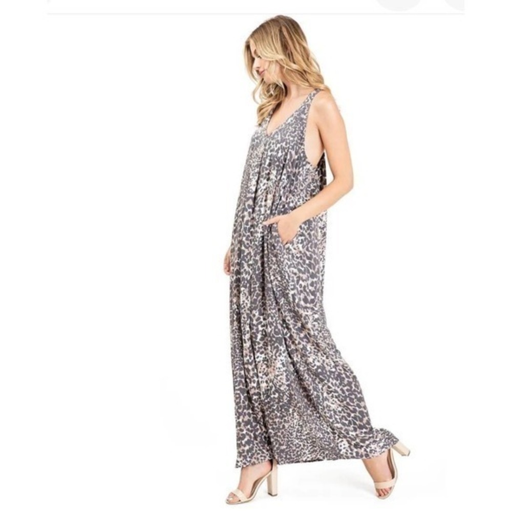 Love stitch casual T back maxi dress with pockets leopard print